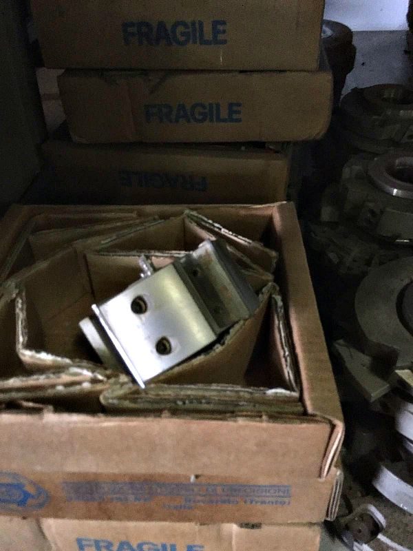 Lotto_frese_da_legno_attrezzatura_officina_meccanica