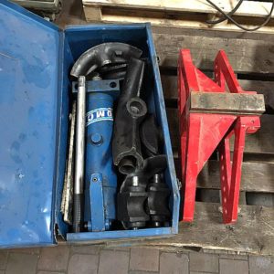Piega_tubi_OMCN_seminuova_attrezzatura_officina_meccanica