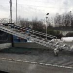 Scala_ad_apertura_in_alluminio_attrezzatura_officina_meccanica