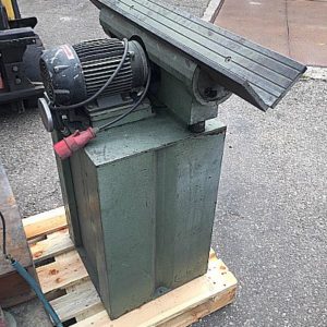 Scantonatrice_o_sbavatrice_Aceti_attrezzatura_officina_meccanica