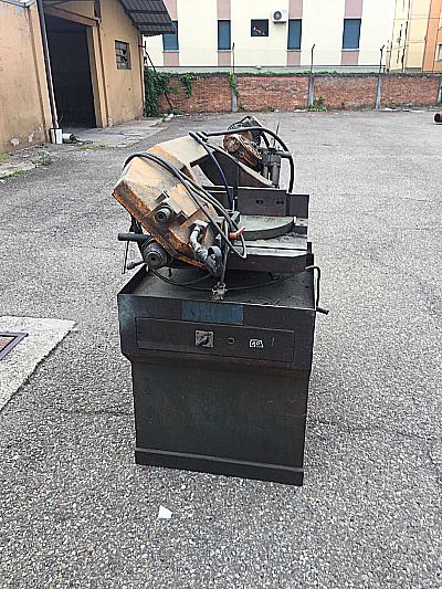 Sega_a_nastro_senza_nome_semi_automatica_300_attrezzatura_officina_meccanica