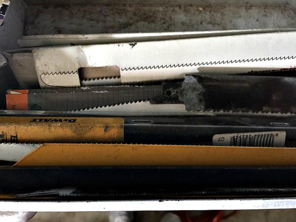 Sega_elettrica_x_ferro_e_legno_bosch_attrezzatura_officina_meccanica