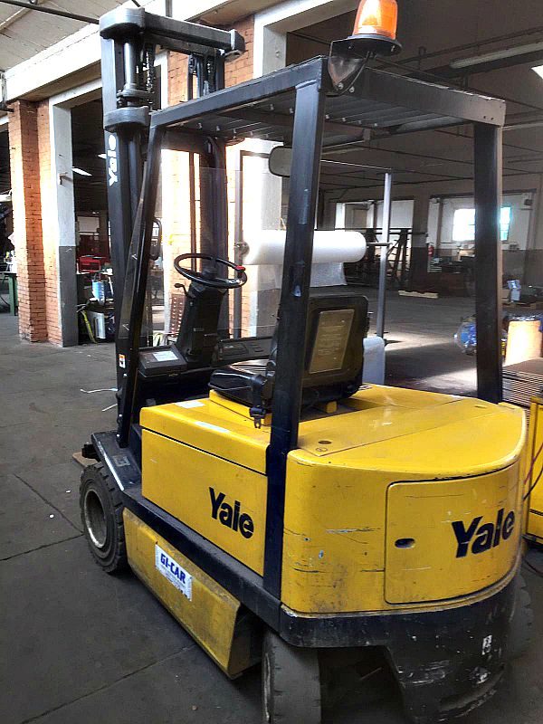 CARRELLO_Yale_ERP_25_ALF_muletto_1_attrezzatura_officina_meccanica