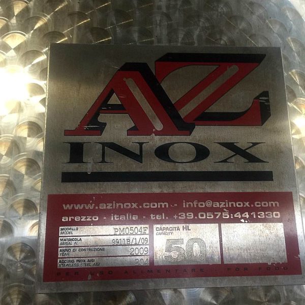 Cisterne_da_vino_acciaio_inox_Lainox_attrezzatura_officina_meccanica