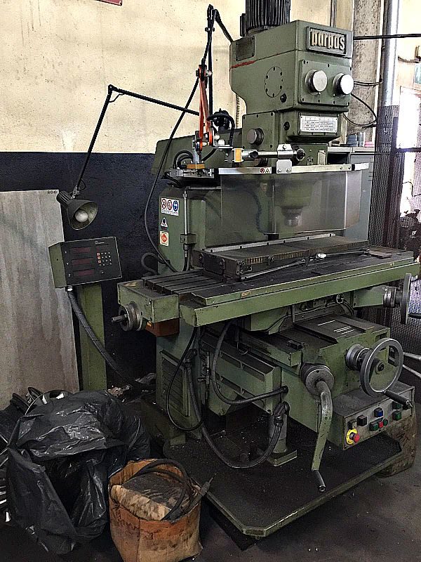 Fresatrice_testa_veloce_parpas_mod_Fva_con_piano_magnetico_attrezzatura_officina_meccanica
