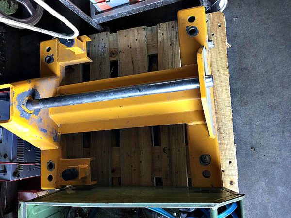 Gru_a_bandiera_3 mt_pedrielli_portata_125 kg_Attrezzatura_officina_meccanica