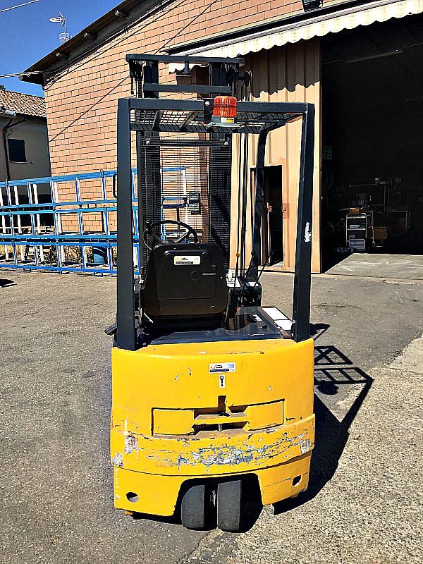 Muletto_elettrico_3_ruote_OM_portata_15_quintali_1_attrezzatura_officina_meccanica