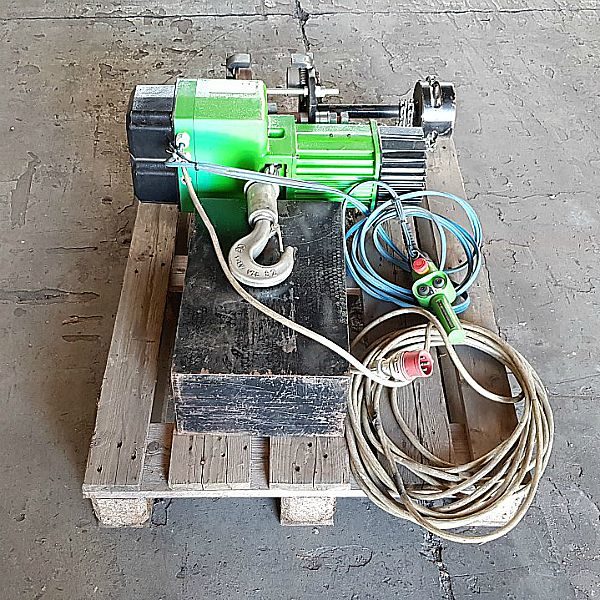 Paranco_elettrico_a_catena_WM_WR 2000_portata_2000 Kg_attrezzatura_officina_meccanica