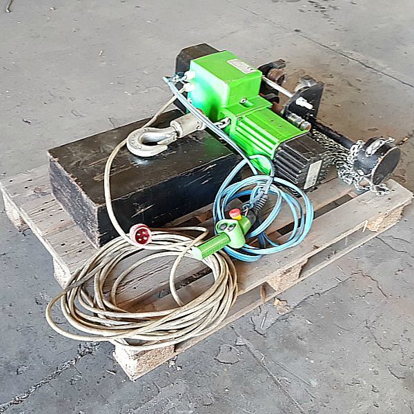 Paranco_elettrico_a_catena_WM_WR 2000_portata_2000 Kg_attrezzatura_officina_meccanica