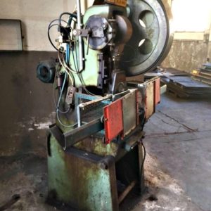 Pressa_collo_di_cigno_comer_attrezzatura_officina_meccanica