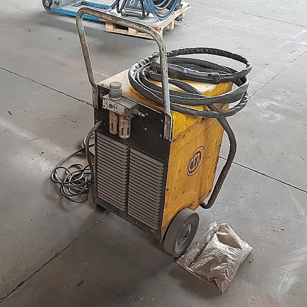 Taglio_plasma_CEA_modello_PLASMA T82_attrezzatura_officina_meccanica