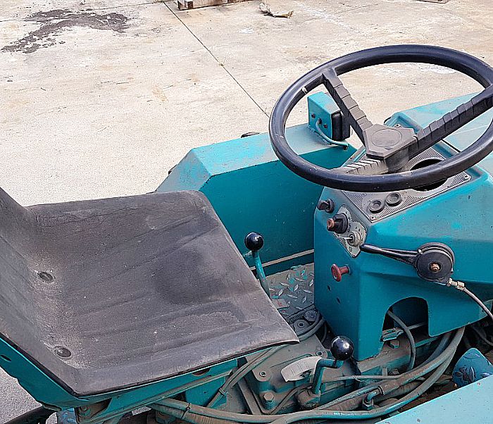 Motoagricola_marca_BERTOLINI_modello_1125 R 13_attrezzatura_officina_meccanica