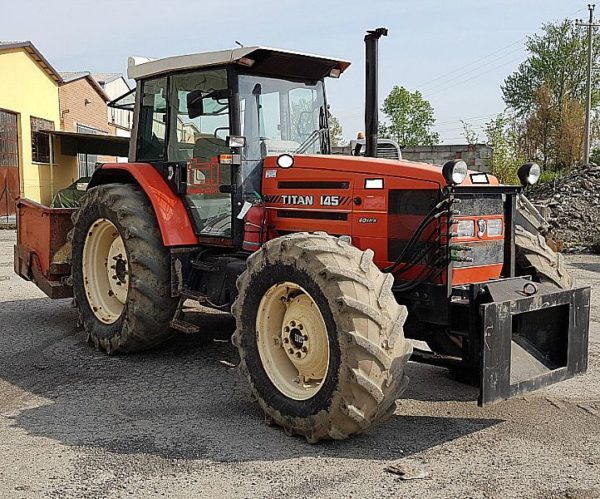Trattore_marca_SAME_modello_TITAN_145 VDT_attrezzatura_officina_meccanica