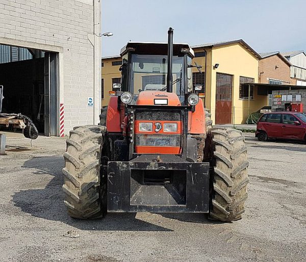 Trattore_marca_SAME_modello_TITAN_145 VDT_attrezzatura_officina_meccanica