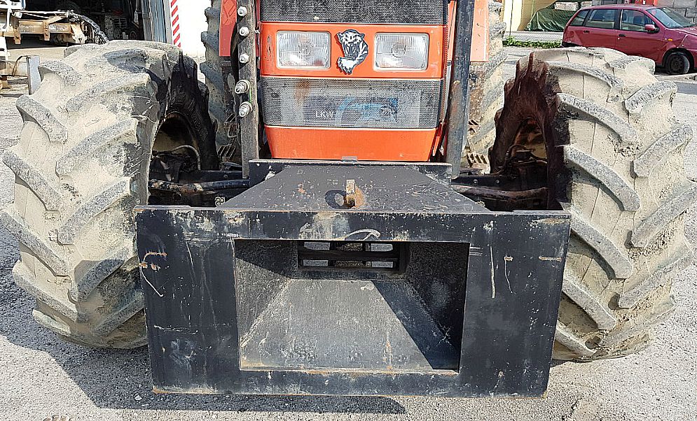 Trattore_marca_SAME_modello_TITAN_145 VDT_attrezzatura_officina_meccanica