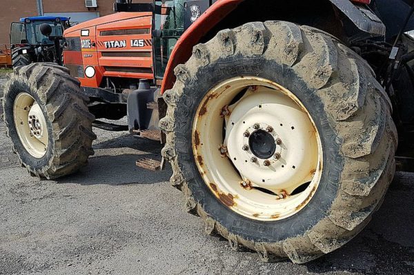 Trattore_marca_SAME_modello_TITAN_145 VDT_attrezzatura_officina_meccanica