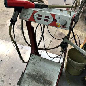 Pistola_a_polvere_attrezzatura_officina_meccanica