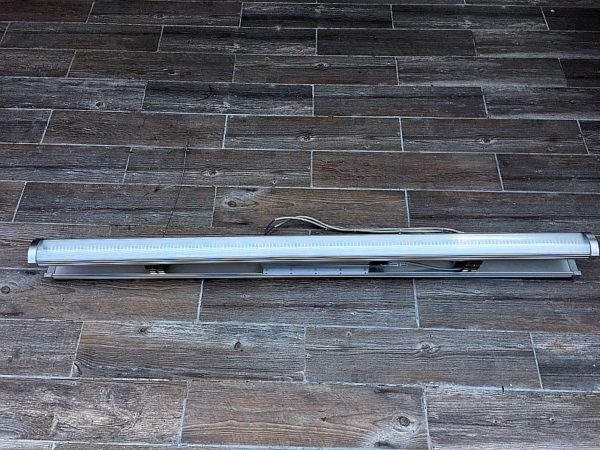 Lampada_Osram_NEPTUNE_LED_da_soffitto_60W 220 - 240V_attrezzatura_officina_meccanica