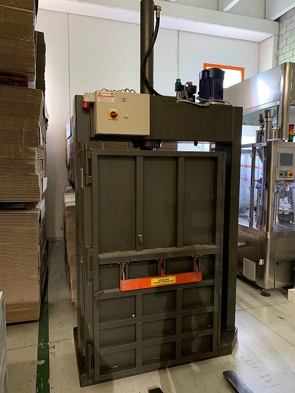 Pressa_ausonia_compattatricie_10_ton_attrezzatura_officina_meccanica
