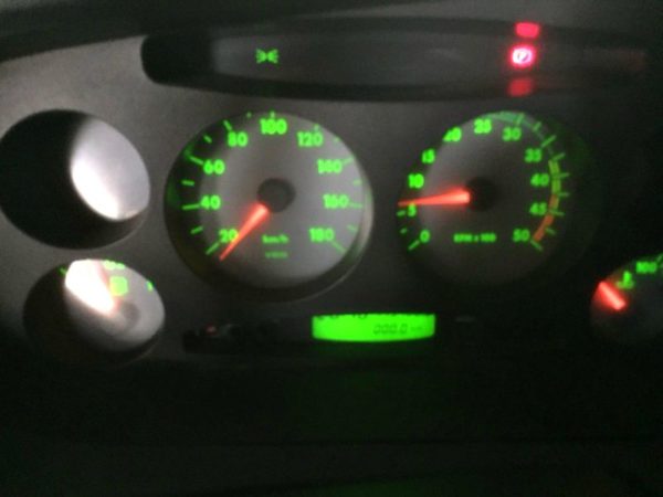 Furgone_iveco_cassonato_fronte_lato_stock_fallimenti