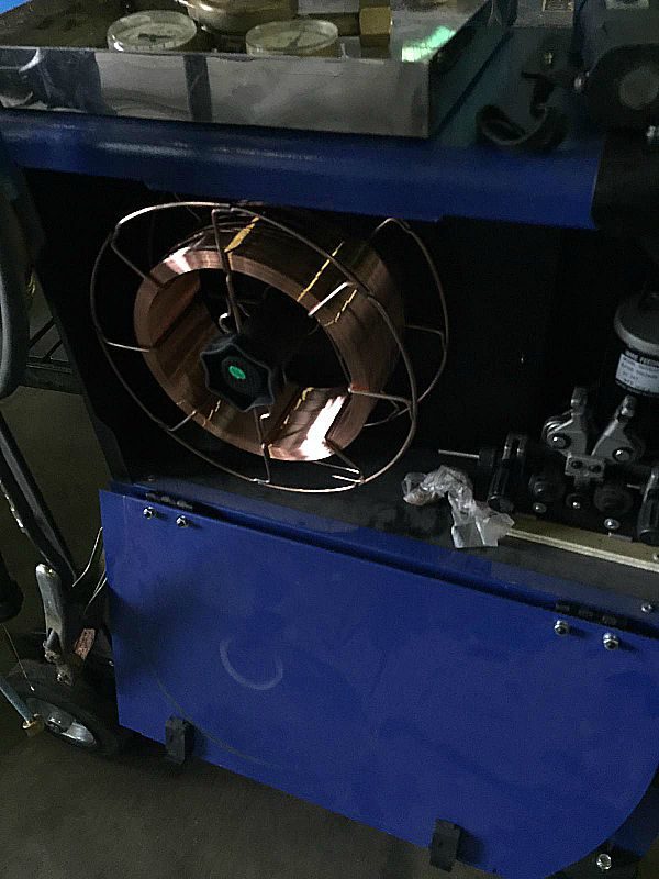 Saldatrice_a_filo_RILAND_MIG_300_GN_attrezzatura_officina_meccanica