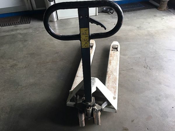 Transpallet_usato_2200_kg_attrezzatura_officina_meccanica