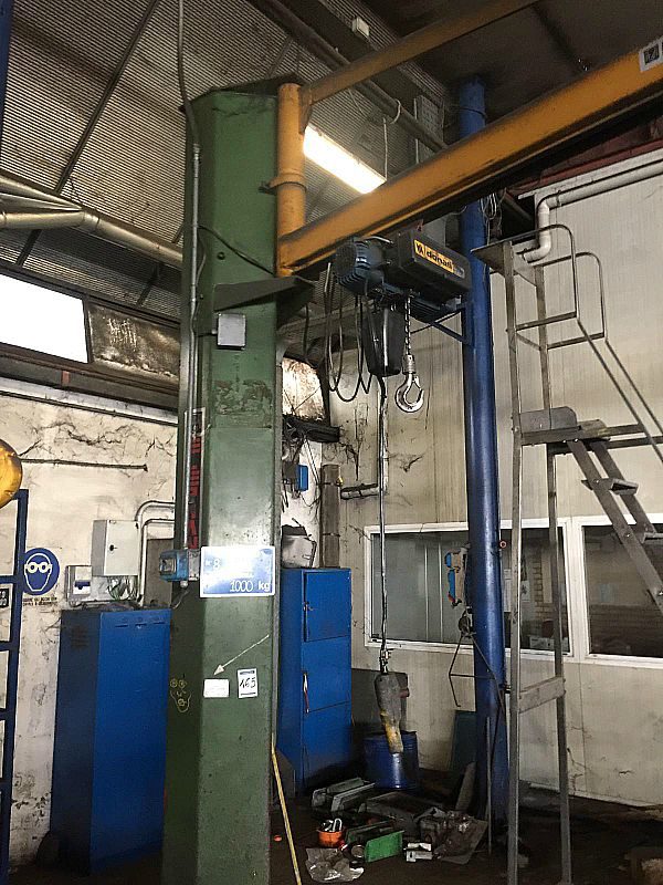 Paranco_a_bandiera_donati_elephant_da_kg_1000_con_bandiera_da_4000_mm_1_attrezzatura_officina_meccanica