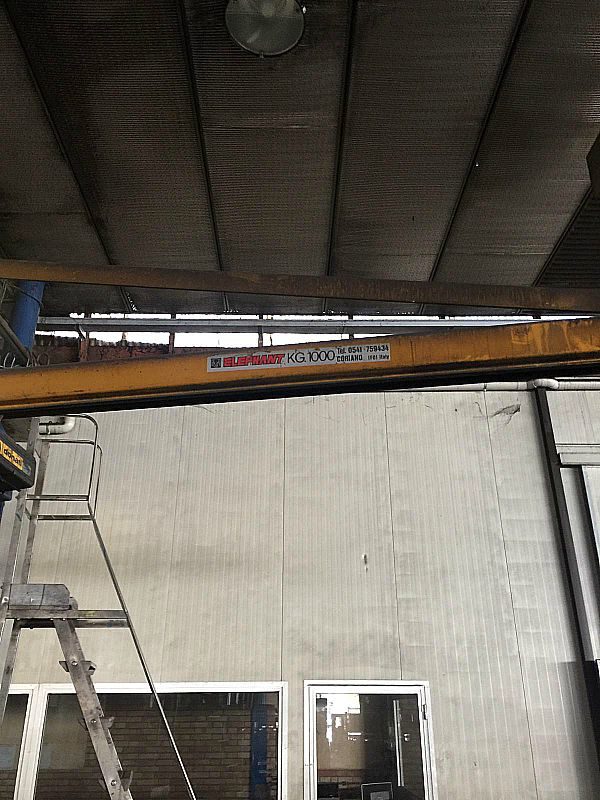 Paranco_a_bandiera_donati_elephant_da_kg_1000_con_bandiera_da_4000_mm_1_attrezzatura_officina_meccanica