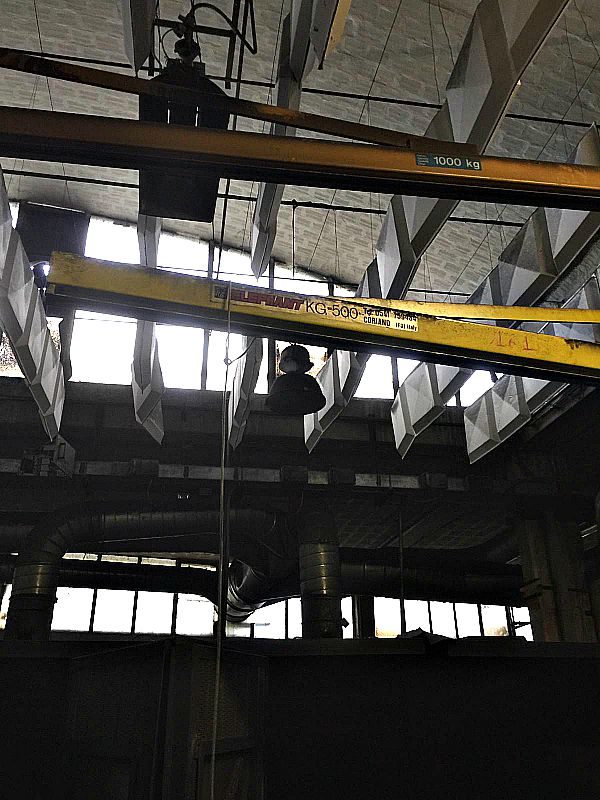 Paranco_a_catena_elettrico_Donati_attrezzatura_officina_meccanica