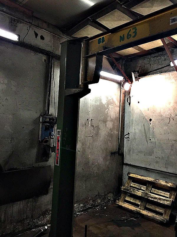 Paranco_elettrico_a_bandiera_500_kg_attrezzatura_officina_meccanica