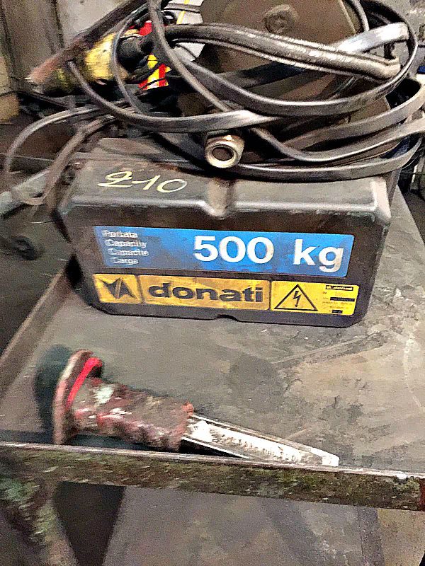Paranco_elettrico_a_bandiera_500_kg_attrezzatura_officina_meccanica