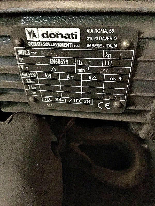 Paranco_elettrico_a_bandiera_500_kg_attrezzatura_officina_meccanica