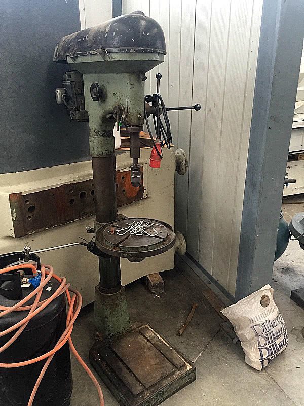 Trapano_a_colonna_senza_marca_del_22_attrezzatura_officina_meccanica