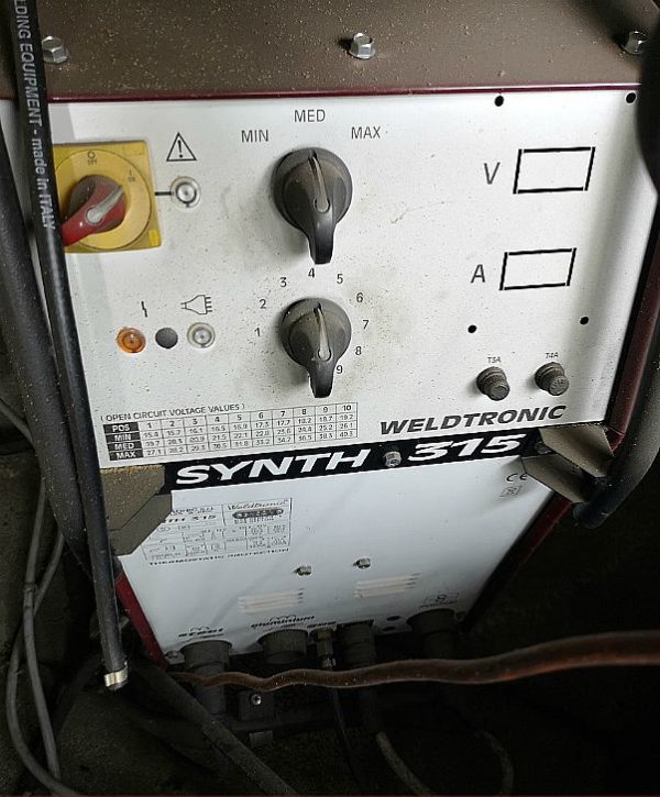 Saldatrice_a_filo_Weldtronic_WF_370_attrezzatura_officina_meccanica