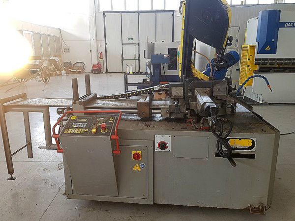 Segatrice_automatica_FMB_JUPITER_350_attrezzatura_officina_meccanica