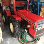 Trattore da frutteto Valpadana 6060 Si tratta di un trattore da frutteto Valpadana 6060 cv 60 snodato in mezzo con botte da 200 lt  per diserbante con targa e libretto. Il trattore è in una condizione che definiremmo "immacolato"