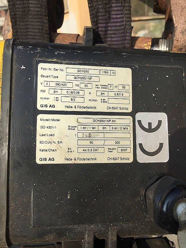 Paranco_a_catena_elettrico_CIS_kg_200_attrezzatura_officina_meccanica