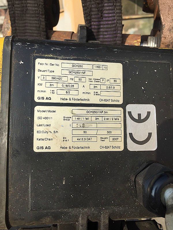Paranco_a_catena_elettrico_CIS_kg_200_attrezzatura_officina_meccanica