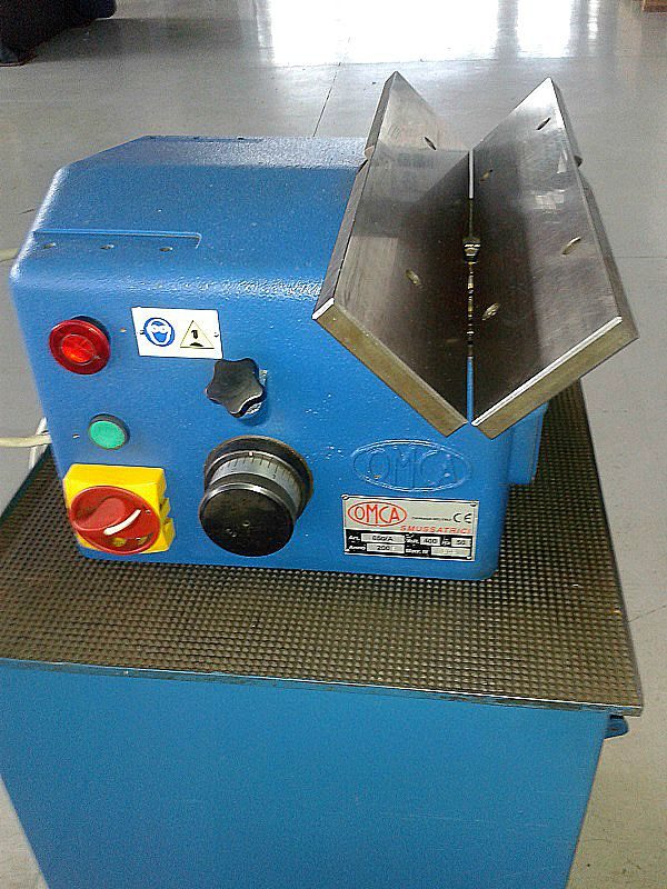 Smussatrice_OMCA_650A_M3021_attrezzatura_officina_meccanica