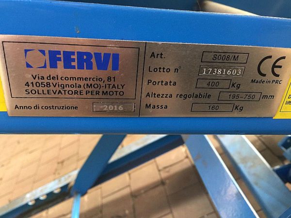 Sollevatore_per_moto_portata_kg_400_attrezzatura_officina_meccanica