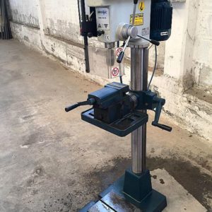 Trapano_a_colonna_sermac_RAG_20_22_marcato_CE_attrezzatura_officina_meccanica