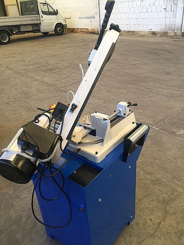 Sega_a_nastro_220v_taglio_150_mod.g_5015_fallimenti_attrezzatura_occasione