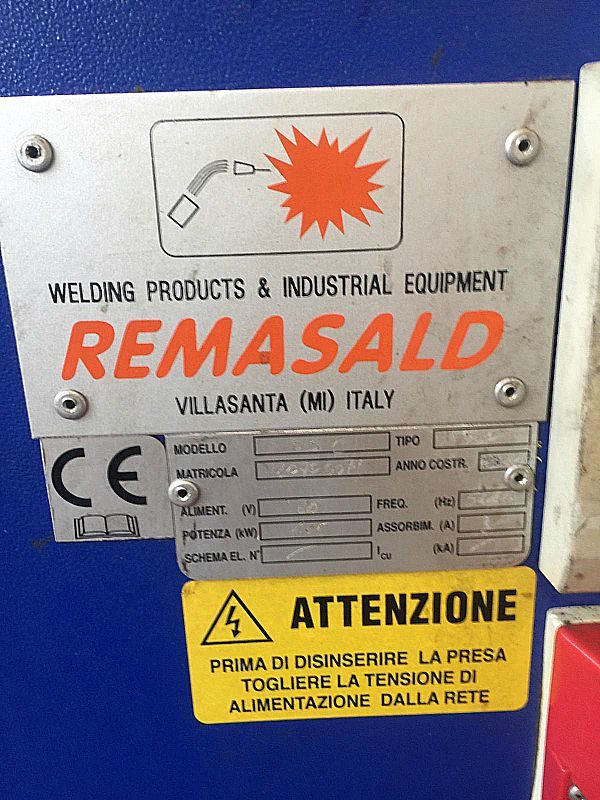 Aspiratore_fumi_per_saldatura_remasald_attrezzatura_officina_meccanica