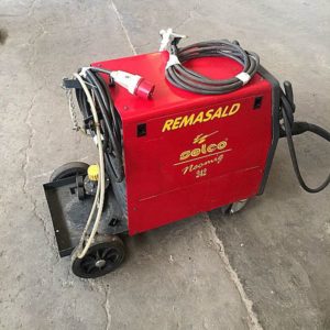 Saldatrice_a_filo_Selco_Neomig_242_attrezzatura_officina_meccanica