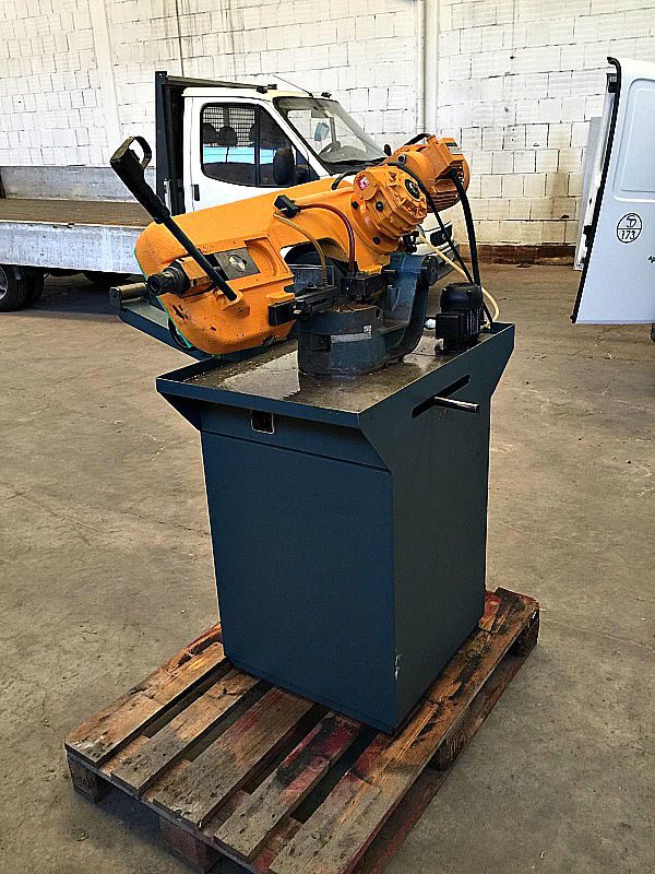 Sega_nastro_150_di_taglio_e_Pompa_per_acqua_attrezzatura_officina_meccanica