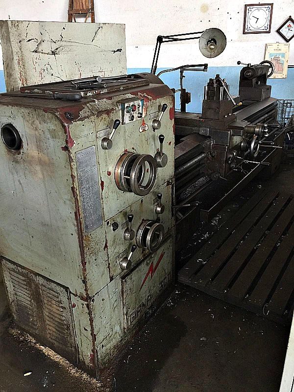 Tornio_Giana_300x2000_usato_attrezzatura_officina_meccanica