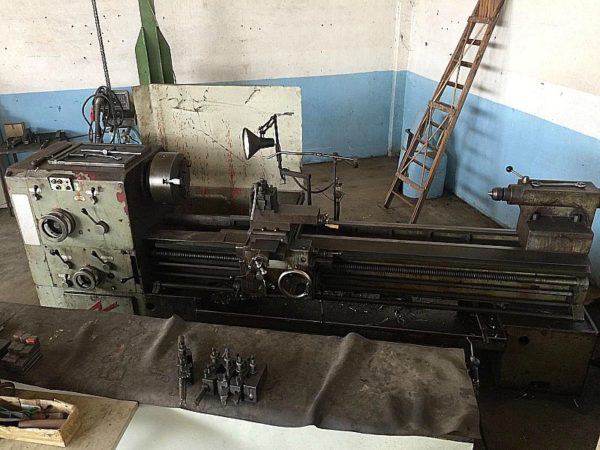 Tornio_Giana_300x2000_usato_attrezzatura_officina_meccanica
