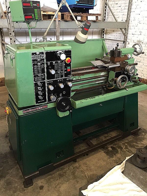 Tornio_parallelo_Harrison_vs330TR_attrezzatura_officina_meccanica