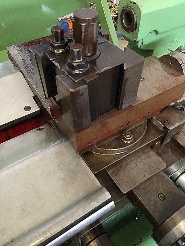 Tornio_parallelo_Harrison_vs330TR_attrezzatura_officina_meccanica