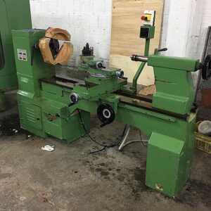 Tornio_parallelo_per_legno_Lar_1200_x_400_attrezzatura_officina_meccanica